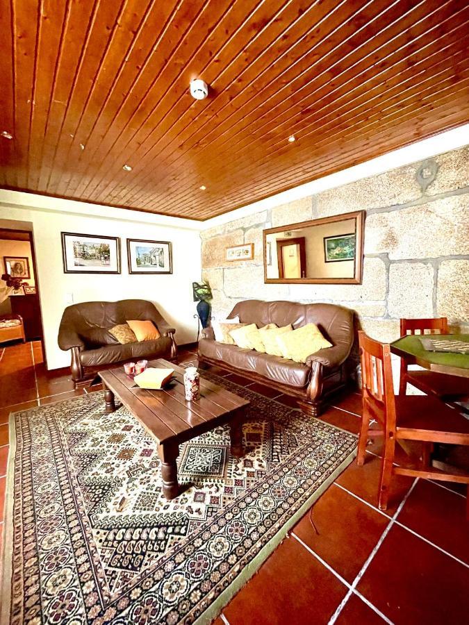 Casa Castenda Висеу Екстериор снимка